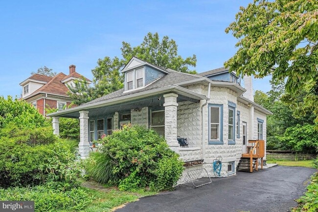property at 25 E Germantown Pike