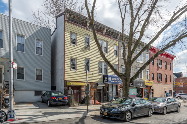 3093 41st St in Astoria, NY - Building Photo - Building Photo