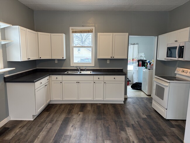 property at 608 4th St SE