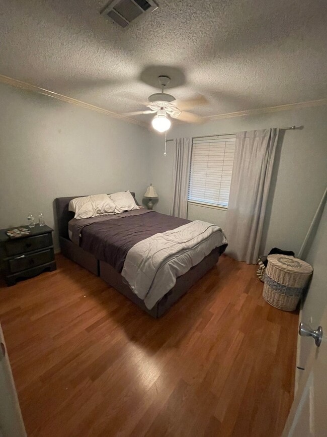 property at 2703 Walnut Hollow St