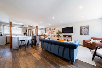 5415-111A 111a St NW in Edmonton, AB - Building Photo - Building Photo