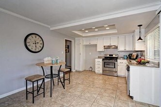 1651 S Juniper St-Unit -267 in Escondido, CA - Foto de edificio - Building Photo