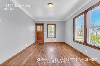 21150 Tracy Ave in Euclid, OH - Building Photo - Building Photo