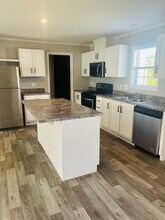 49 Bellwood Dr in Swartz Creek, MI - Building Photo - Building Photo