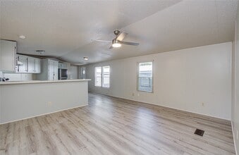 13704 Lookout Ct in Willis, TX - Building Photo - Building Photo