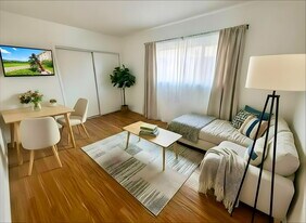 1522 N Harvard St in Santa Monica, CA - Building Photo