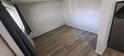 9923-181 81 Ave NW in Edmonton, AB - Building Photo - Building Photo