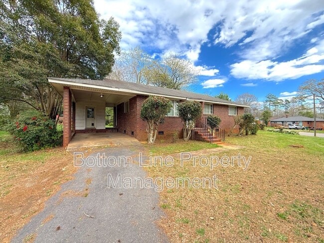 5530 Radford Ave in Charlotte, NC - Building Photo - Building Photo