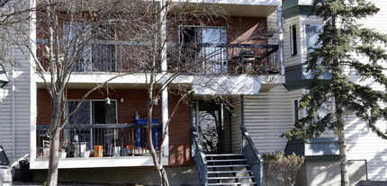 40 38a Ave SW in Calgary, AB - Building Photo - Building Photo