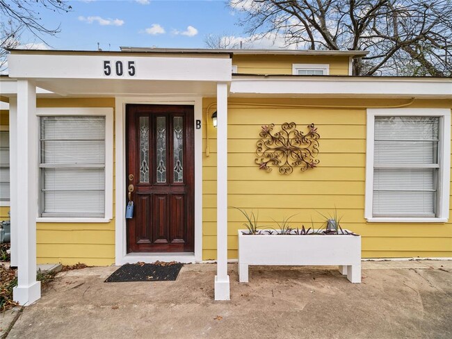 505 Zennia St in Austin, TX - Building Photo - Building Photo