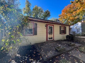 304 Mercury Dr in Franklin, TN - Building Photo