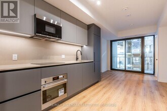 35 Parliament St in Toronto, ON - Building Photo - Building Photo