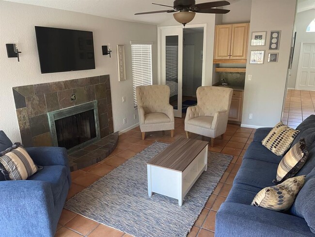 607 SW 15th St in Fort Lauderdale, FL - Building Photo - Building Photo