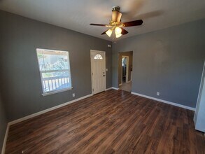110 Roseville St in Roseville, CA - Building Photo - Building Photo