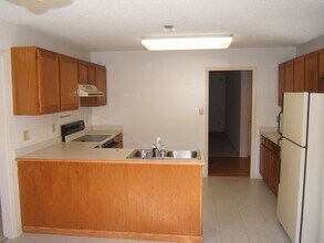 906 Nassau Ct in New Bern, NC - Building Photo - Building Photo