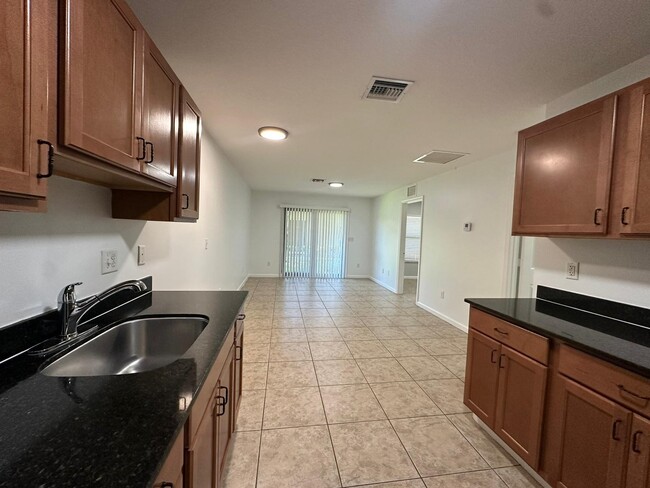 Villas Apartments in Fort Lauderdale in Fort Lauderdale, FL - Building Photo - Building Photo