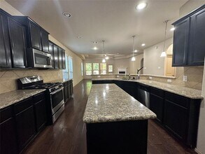 2423 Garden Shadow Dr in Conroe, TX - Building Photo - Building Photo