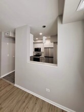 5736 S King Dr, Unit 5736 in Chicago, IL - Building Photo - Building Photo