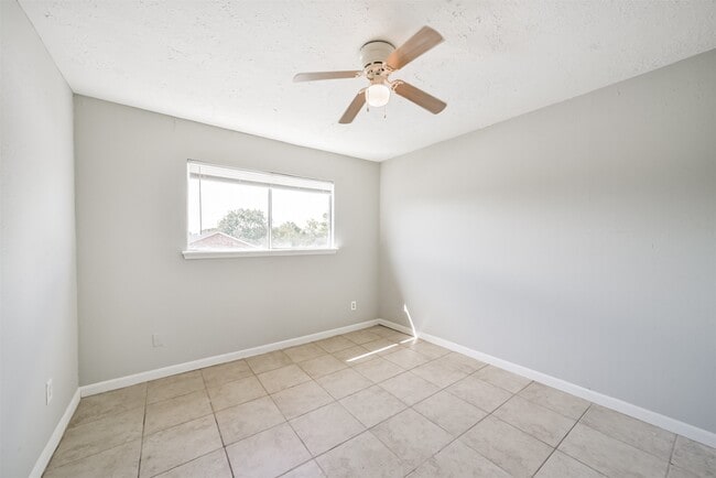 7059 Chasewood Dr in Missouri City, TX - Building Photo - Building Photo