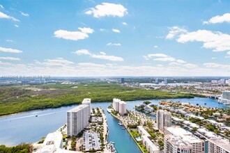 15701 Collins Ave in Sunny Isles Beach, FL - Building Photo - Building Photo