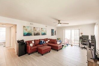 4708 SE 5th Plz in Cape Coral, FL - Building Photo - Interior Photo