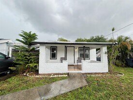 719 Glenn Pkwy in Hollywood, FL - Building Photo