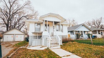 725 N 10th Ave in Pocatello, ID - Building Photo