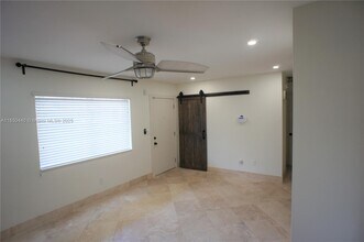 8401 SW 107th Ave in Miami, FL - Building Photo - Building Photo