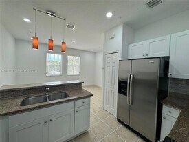 10012 NW 7th St, Unit 208 in Miami, FL - Building Photo