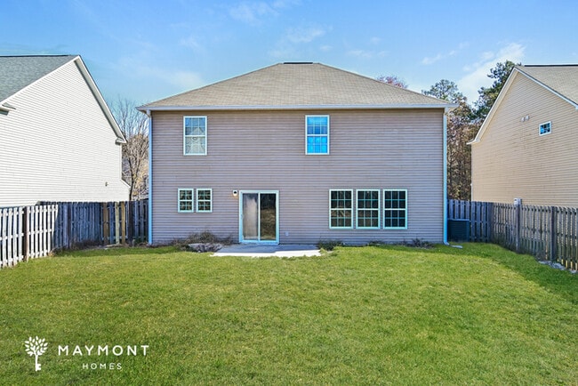 1339 Green Turf Ln in Elgin, SC - Foto de edificio - Building Photo