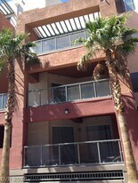 31 E Agate Ave in Las Vegas, NV - Building Photo