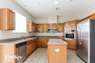 2520 Yukon Cliff Dr in Ruskin, FL - Building Photo - Building Photo