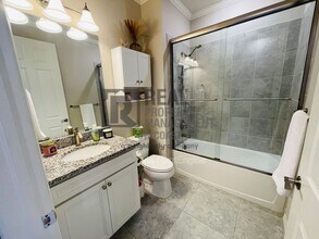 10900 Glenhurst St in Ft. Myers, FL - Building Photo - Building Photo