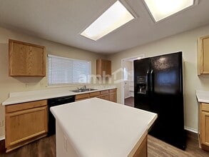 8335 Tavern Pt in San Antonio, TX - Building Photo - Building Photo