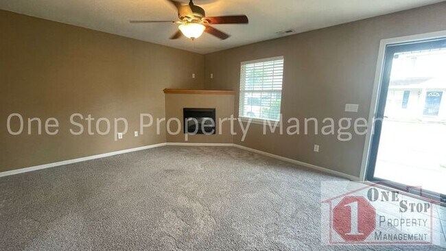 416 NE Wolf Creek Dr in Grain Valley, MO - Building Photo - Building Photo