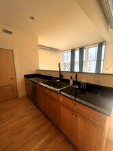 17 Ivaloo St, Unit 9 in Somerville, MA - Building Photo - Building Photo