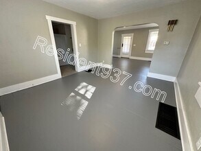 910 Chelsea Ave in Dayton, OH - Building Photo - Building Photo