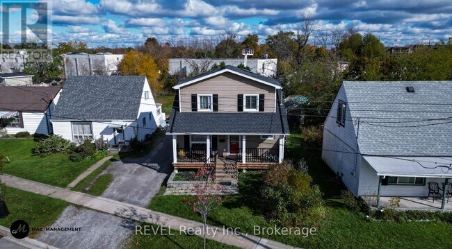 31 Philip St in St Catharines, ON - Building Photo - Building Photo