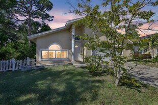 15820 49th Street N in Clearwater, FL - Building Photo