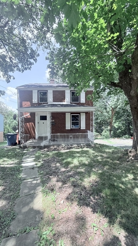 property at 220 Idlewood Rd