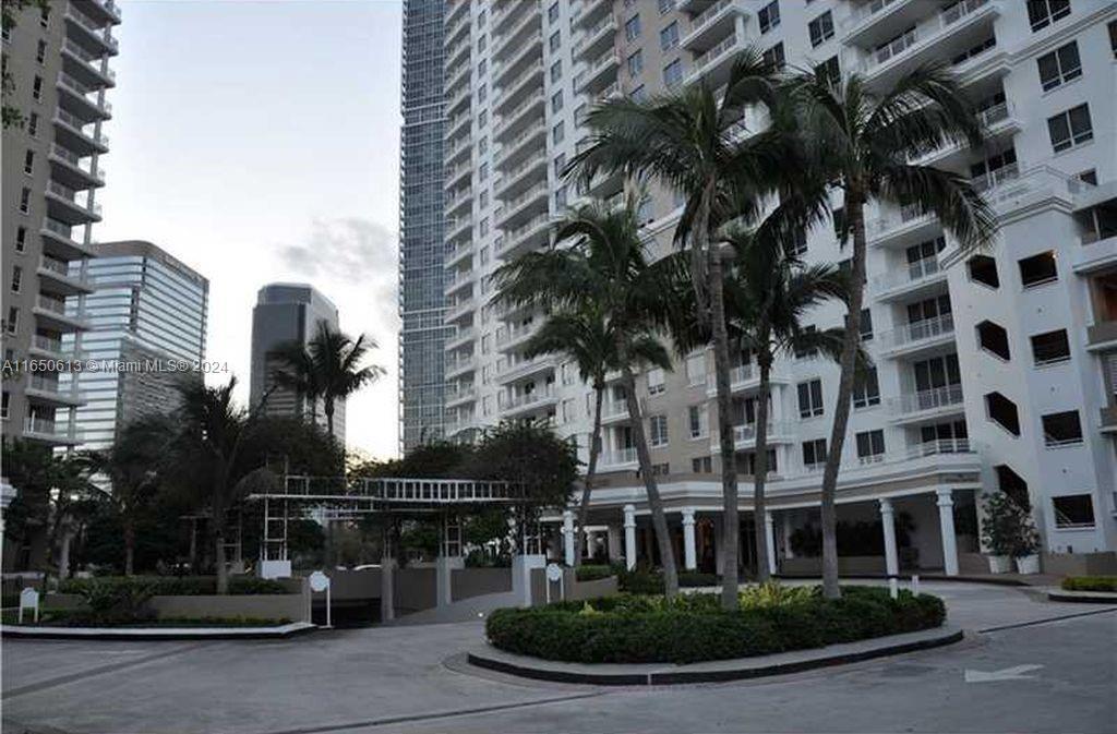 801 Brickell Key Blvd, Unit 3108 in Miami, FL - Foto de edificio