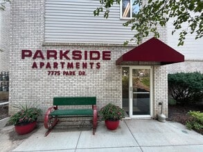 Parkside Apartments in Omaha, NE - Foto de edificio - Interior Photo