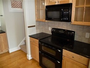 400 W Rosemary St in Chapel Hill, NC - Building Photo - Building Photo