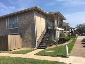 Langham Creek Apartments in Houston, TX - Building Photo - Building Photo