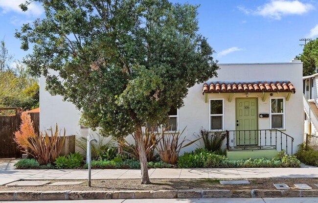 property at 306 W Ortega St