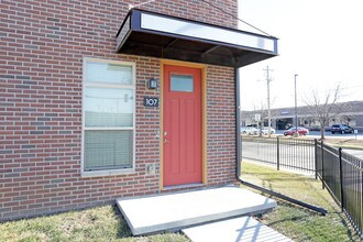 7th Street Brownstones in Des Moines, IA - Foto de edificio - Building Photo