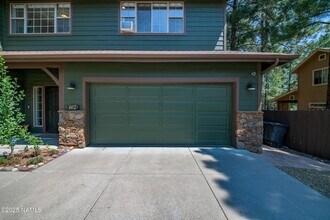 462 E Twelve Oaks Dr in Flagstaff, AZ - Building Photo - Building Photo