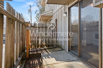 2702 E 31st Ave-Unit -2704 in Spokane, WA - Foto de edificio - Building Photo