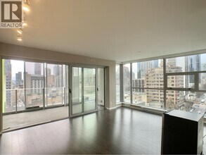 999 Seymour St in Vancouver, BC - Building Photo - Building Photo