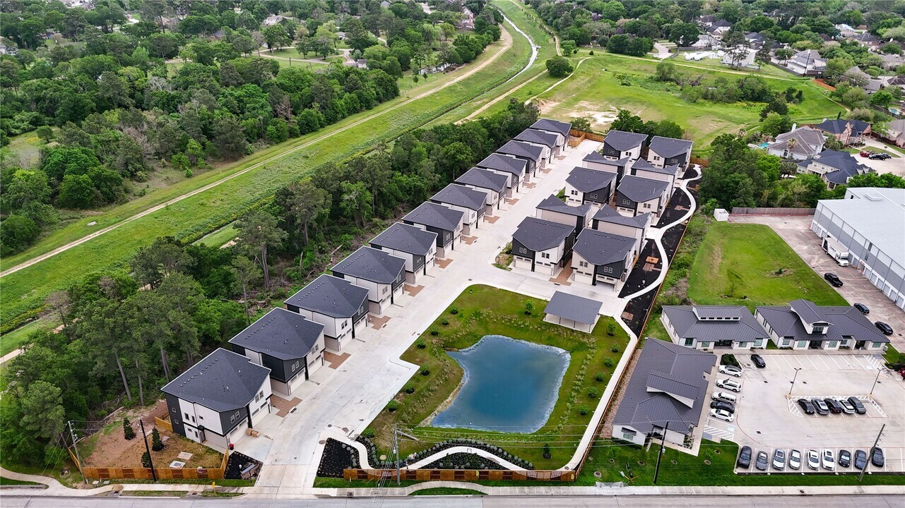 13111 Honey Suckle Ridge Ln in Cypress, TX - Building Photo